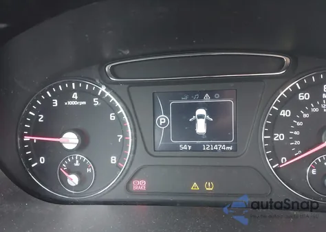 2016 Kia Sorento 2.4L Lx z USA, uszkodzony, nr VIN 5XYPG4A32GG168821